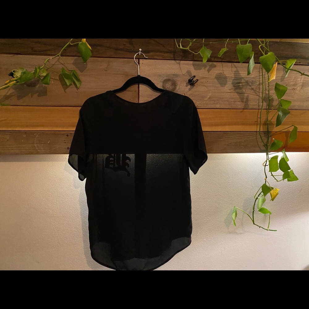 DIVIDED H&M Black Button Down Jersey Short Sleeve - Picture 7 of 7